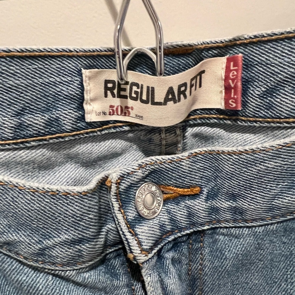 Men Light Blue Jeans Levi’s 505 - Picture 4 of 8